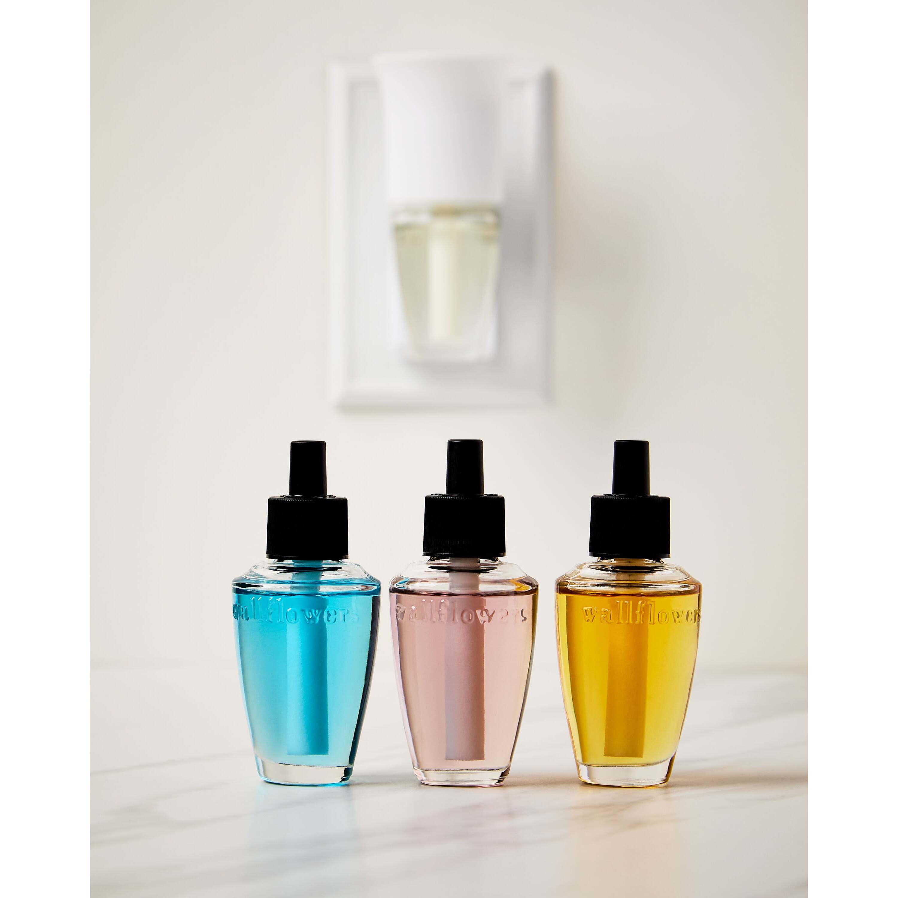 Palo Santo & Sage Wallflowers Refills 2-Pack - Image 5