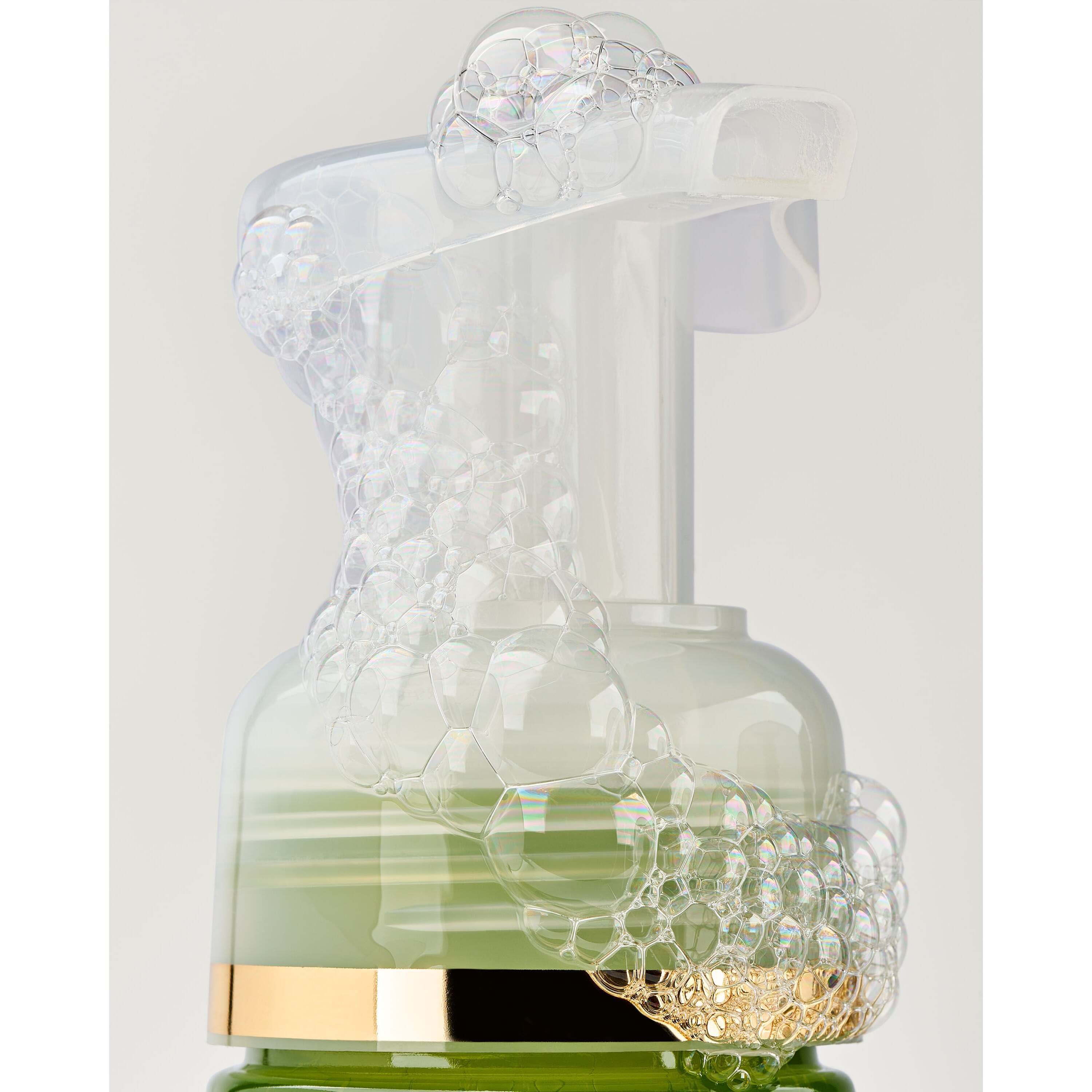 Eucalyptus Mint Gentle & Clean Foaming Hand Soap - Image 5