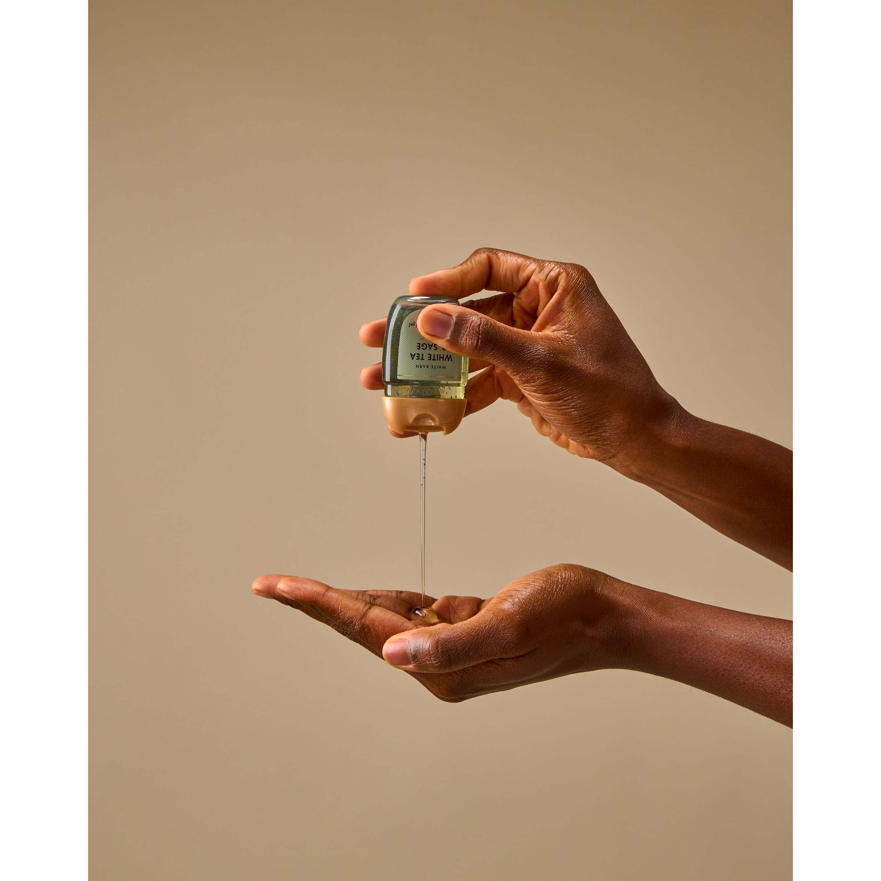 White Tea & Sage Pocketbac Hand Sanitizer - Image 6