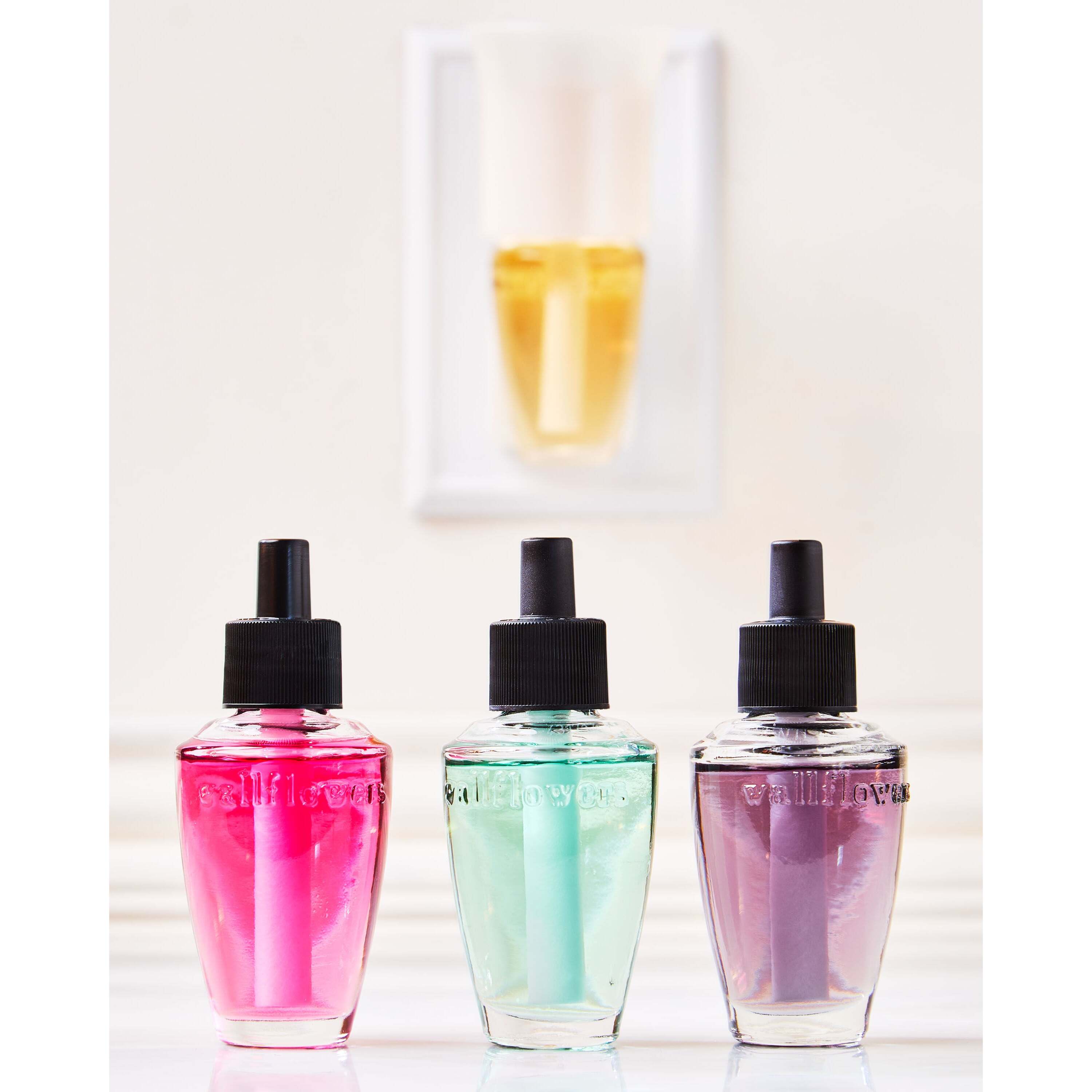 Cucumber Melon Wallflowers Refills 2-Pack - Image 4