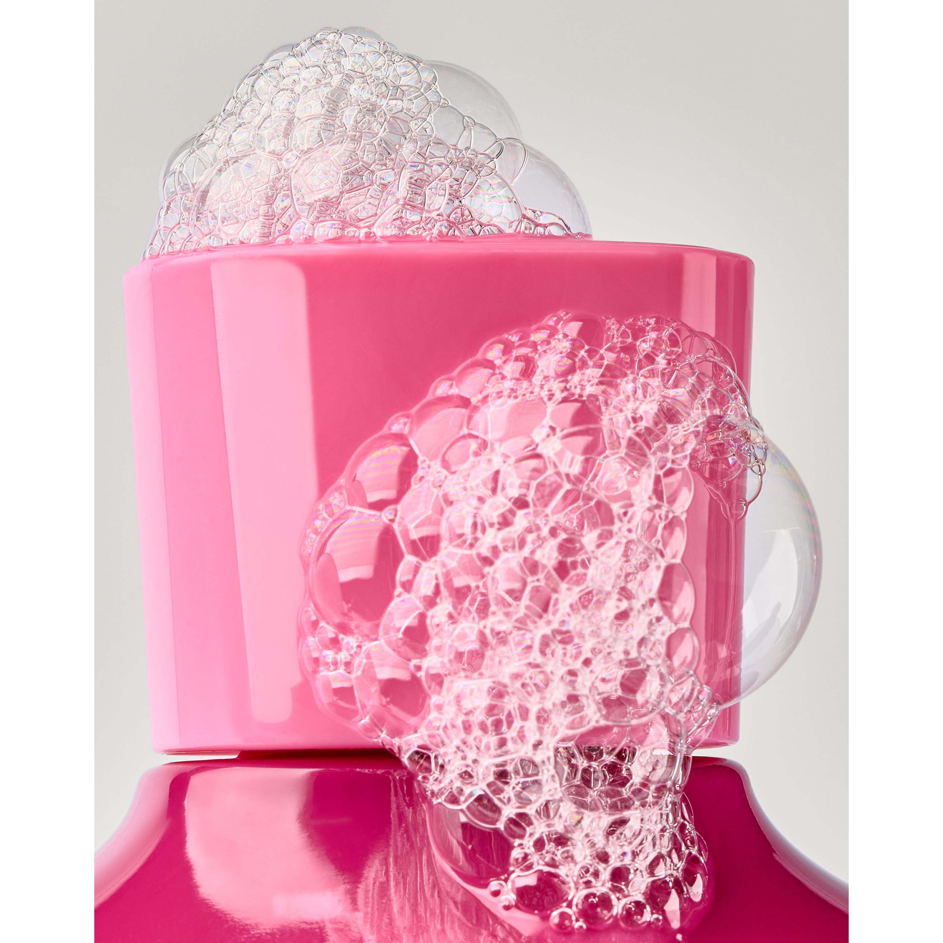 Fruity Musk Body Wash - Image 5