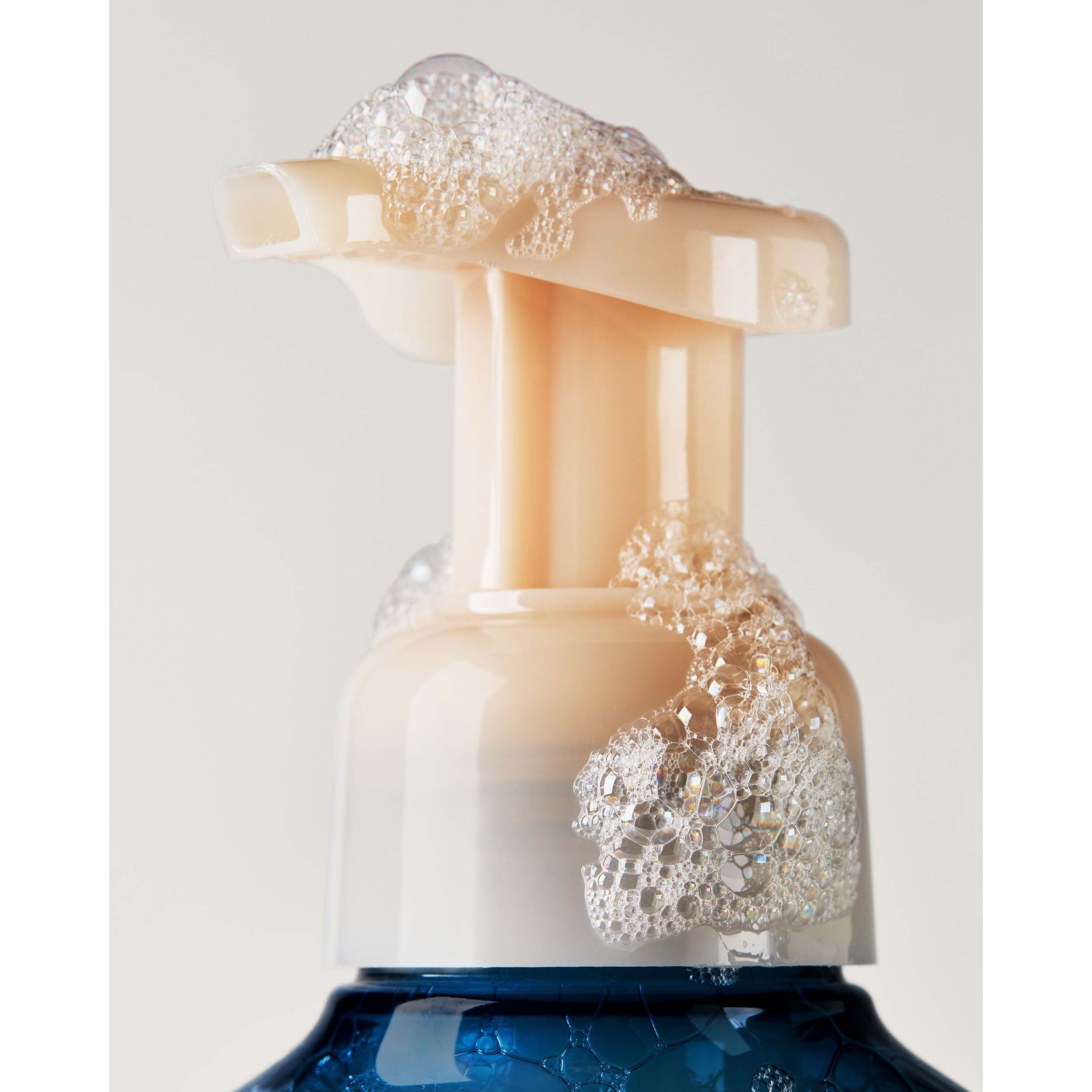 Beautiful Day Gentle & Clean Foaming Hand Soap - Image 5