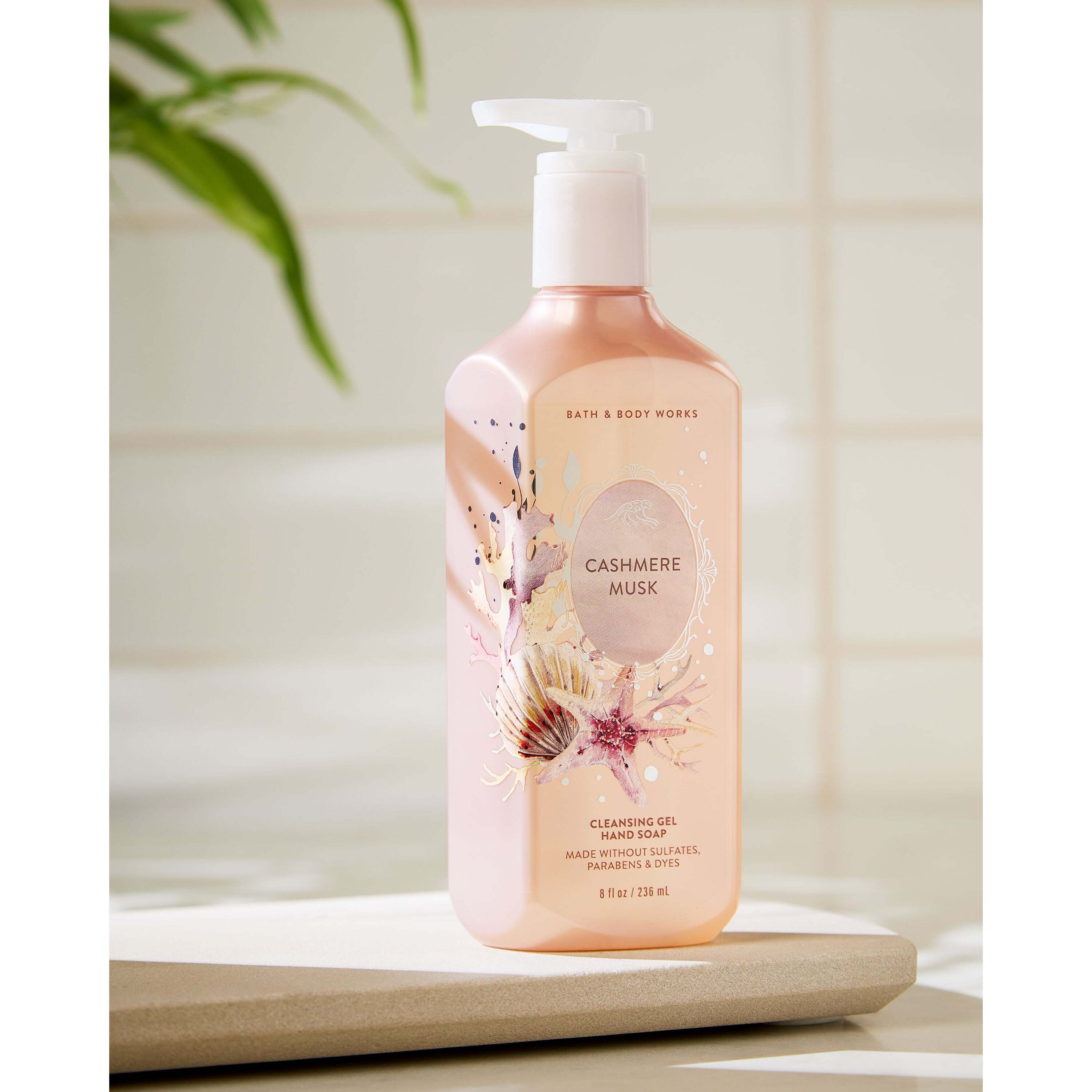 Cashmere Musk Cleansing Gel Hand Soap - Image 7
