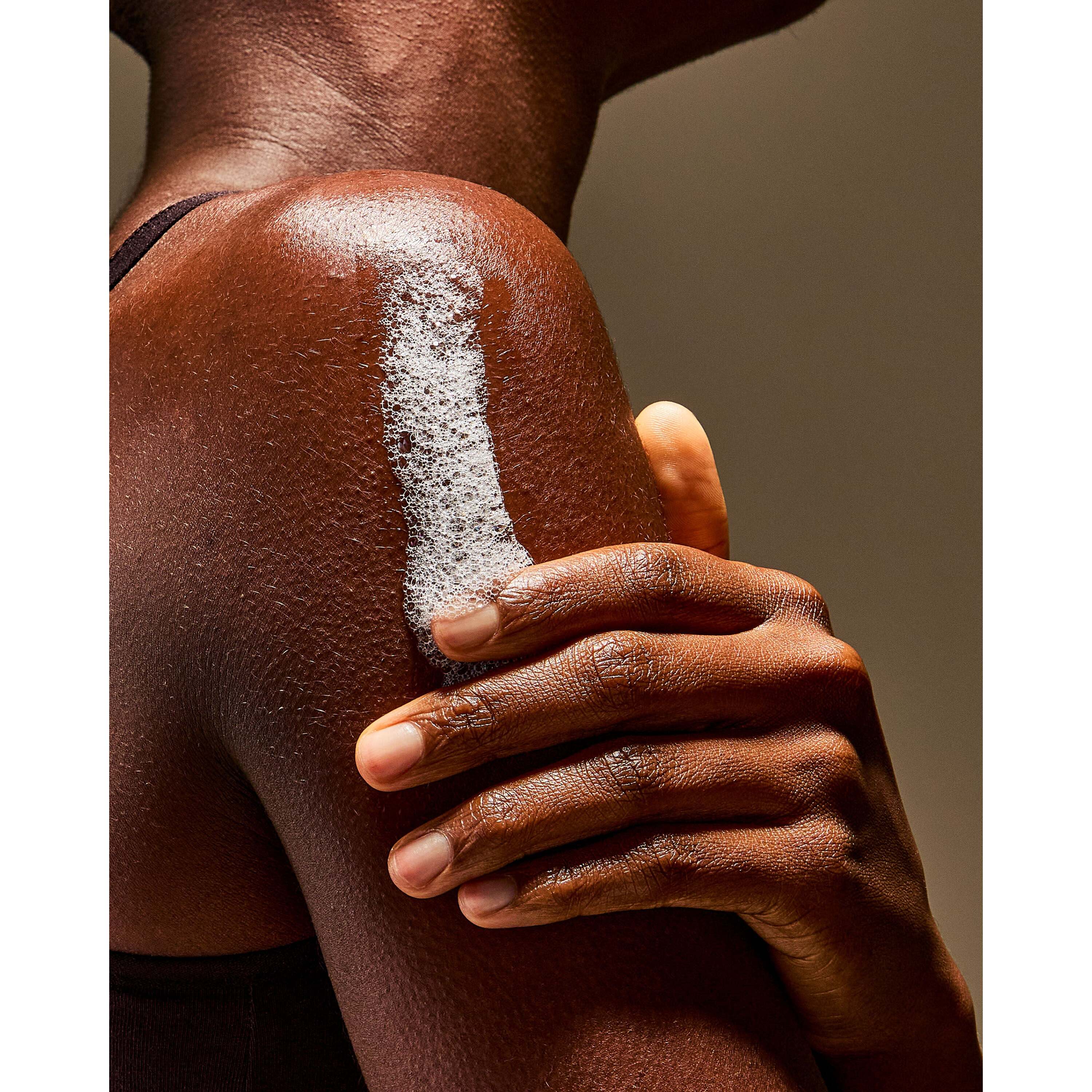 Strawberry Pound Cake Body Wash - Image 6