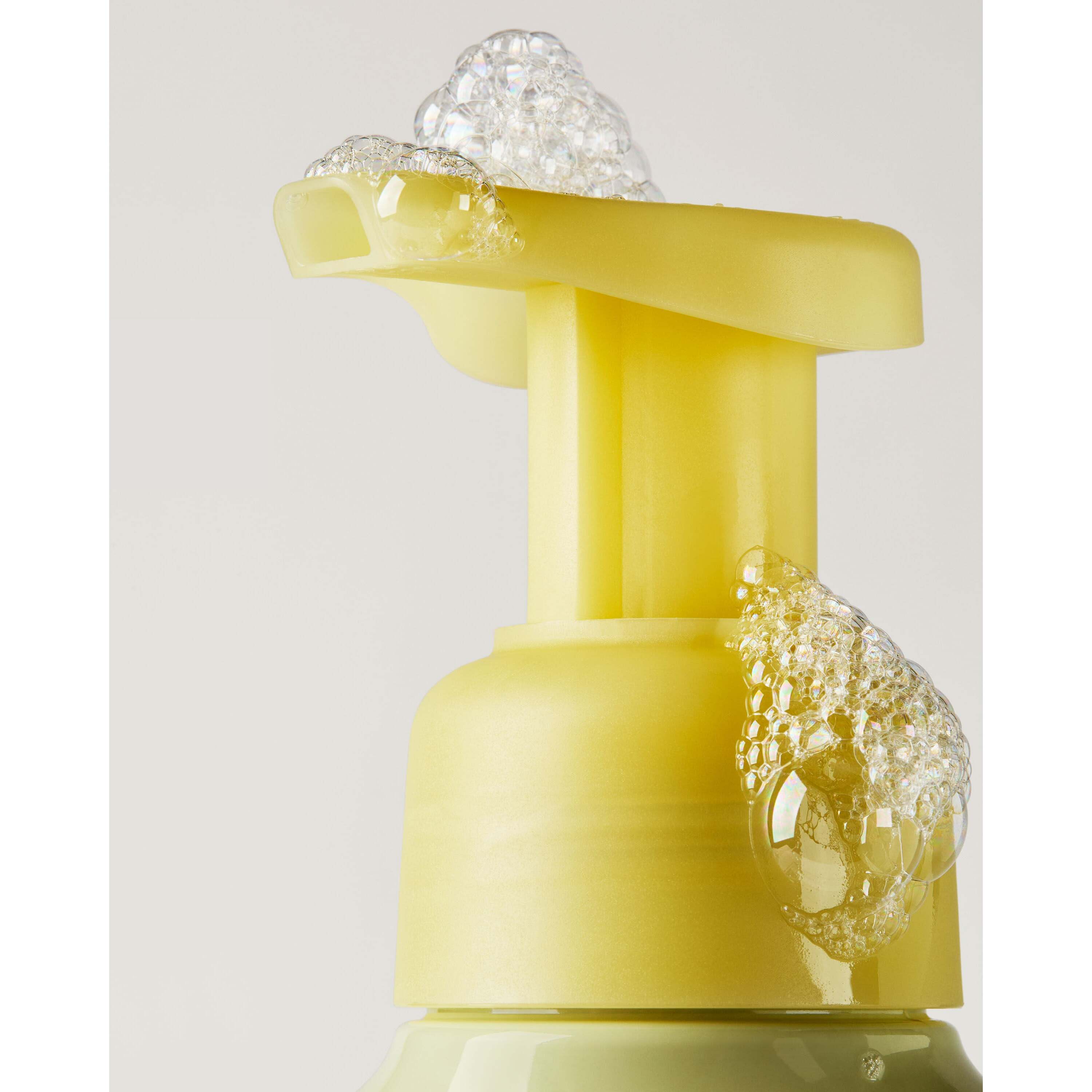 Laundry Room Lemon Gentle & Clean Foaming Hand Soap - Image 5