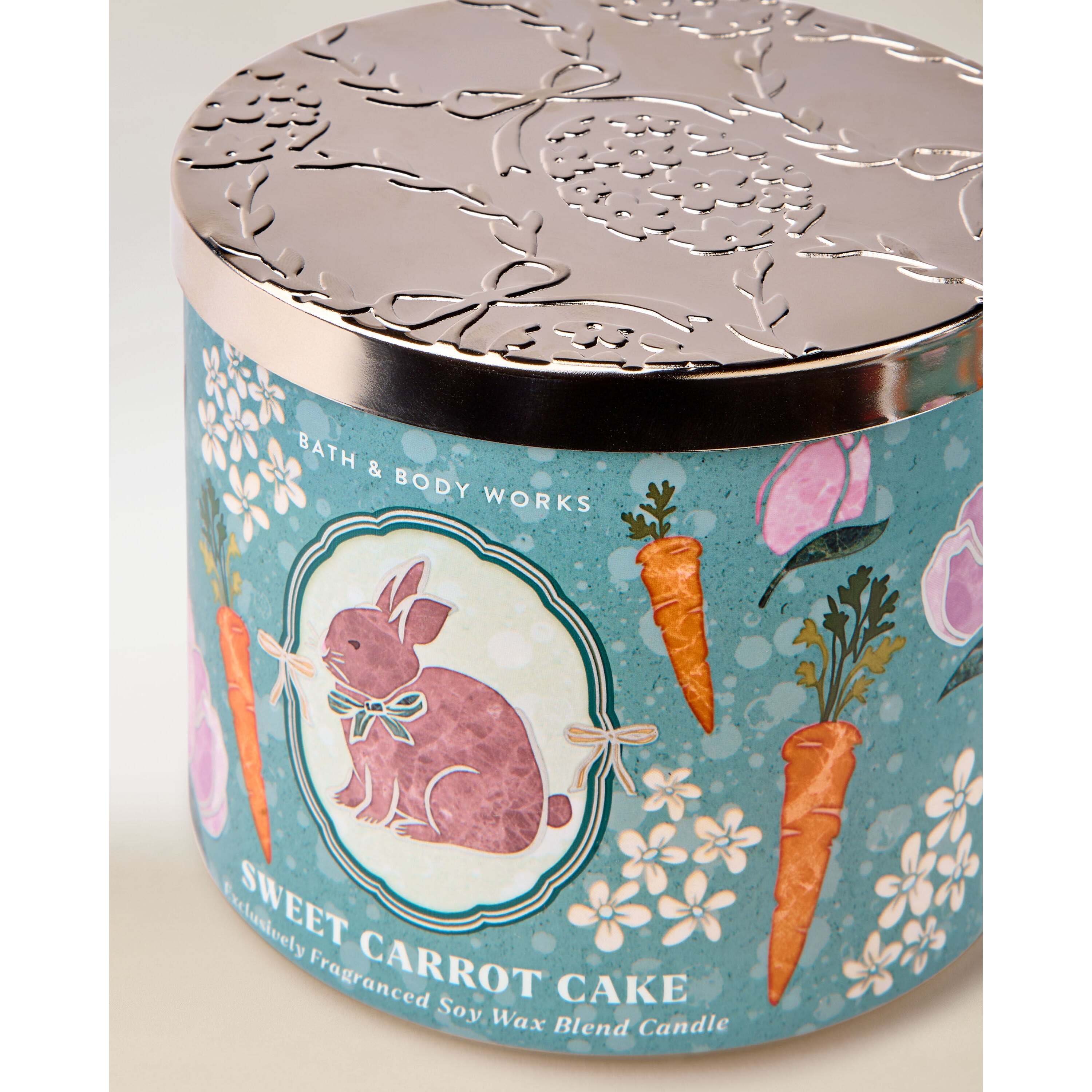 Sweet Carrot Cake 3-Wick Candle - Image 2