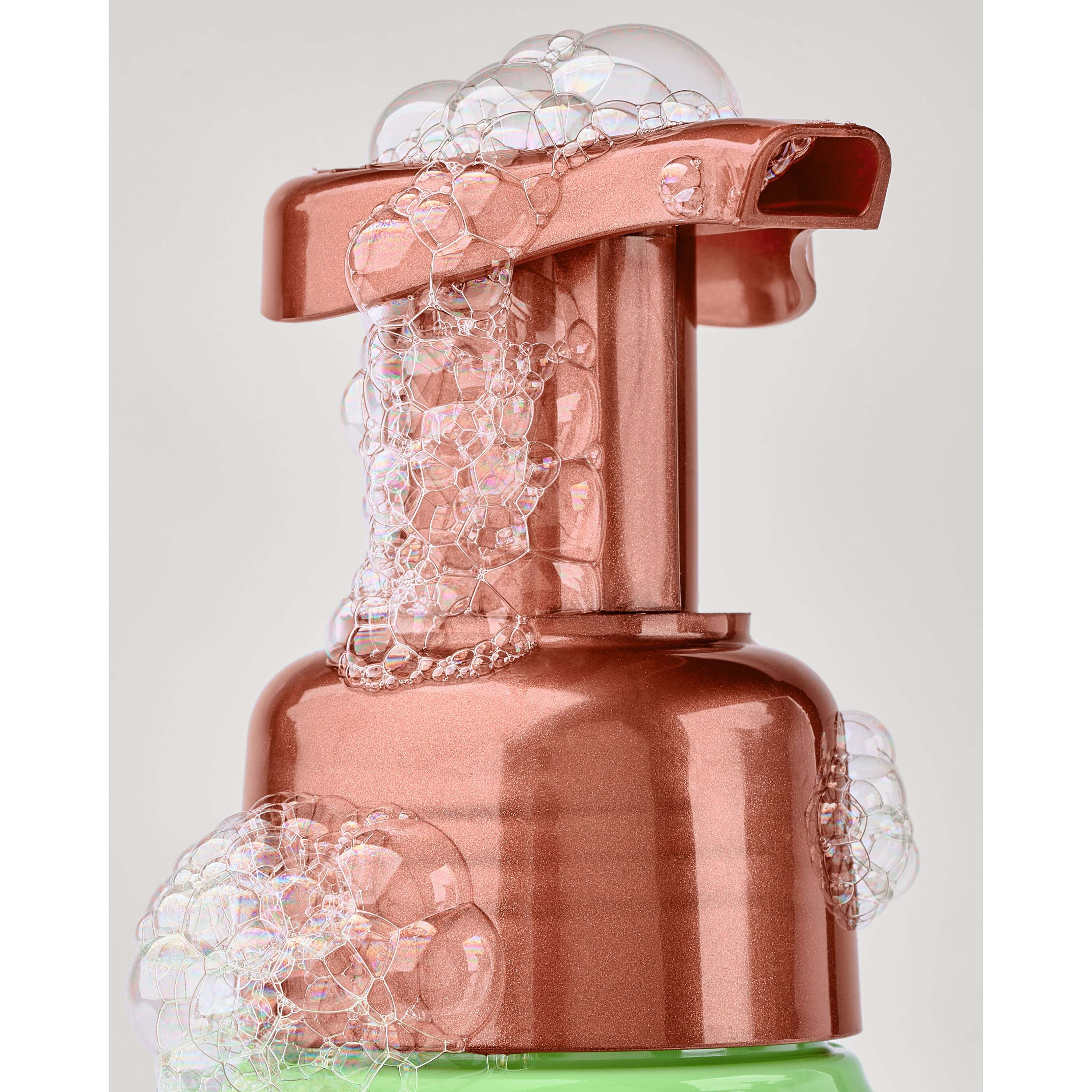 Sweet Kiwi & Starfruit Gentle & Clean Foaming Hand Soap - Image 5