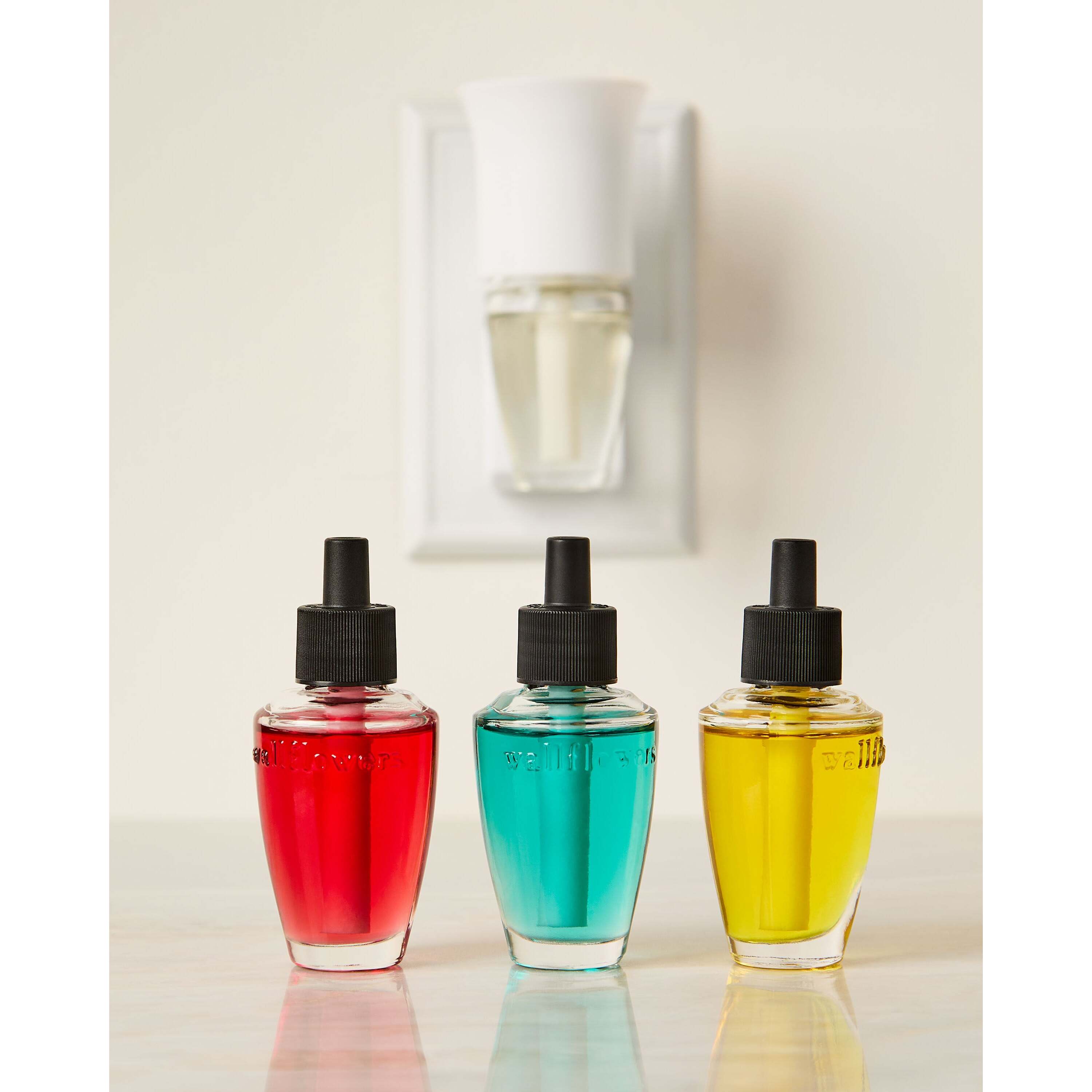 Sweet Kiwi & Starfruit Wallflowers Refills 2-Pack - Image 5